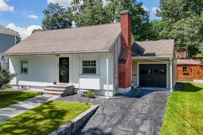 13 Cedar St 1