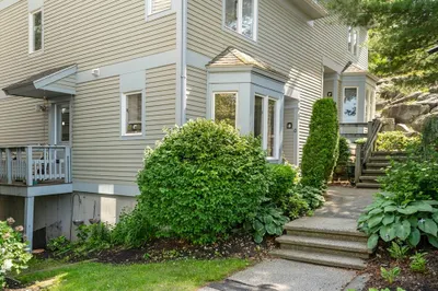 18 Landing Dr #18 1