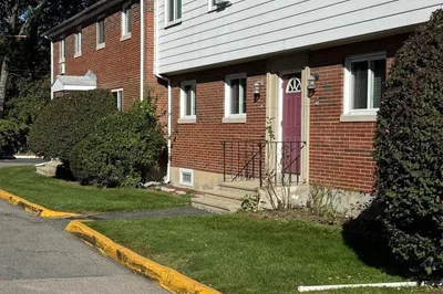 36 Bishop Dr #36 1