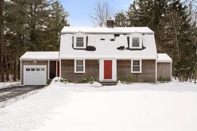 289 Boston Post Rd 1