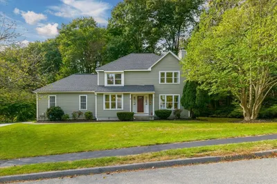 6 Quail Hollow Dr