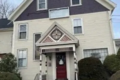 399 South Main St 1