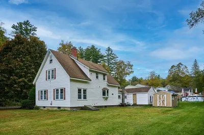 102 Elm St 1