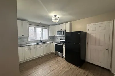 73 Shores Street #1 1
