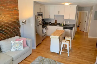 178 North St #2