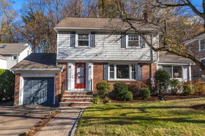 420 Lowell Ave