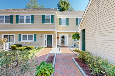 42 Village Way #42 1