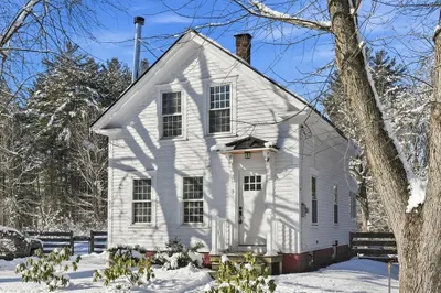 9 Elmwood St
