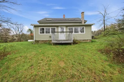 62 Moulton Hill Rd 1