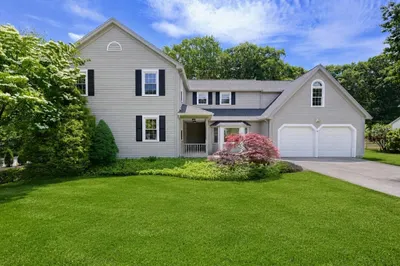13 Fairway Lane