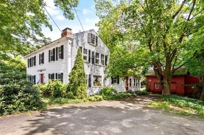 713 Main St.