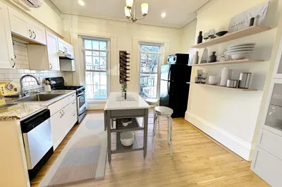 420 Sumner St #2
