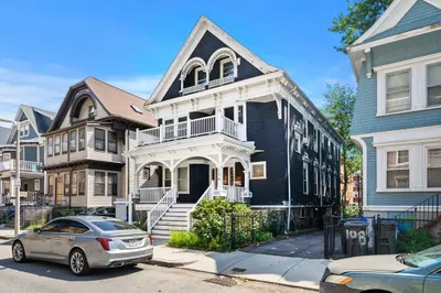 106 Harrishof St 1