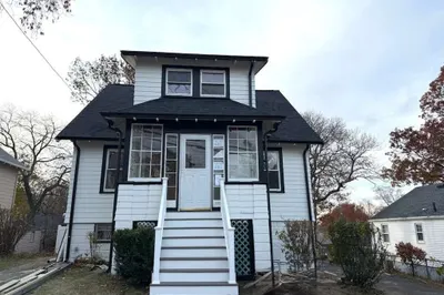 194 Fells Ave 1