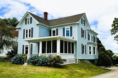 90 Maple Ave #2