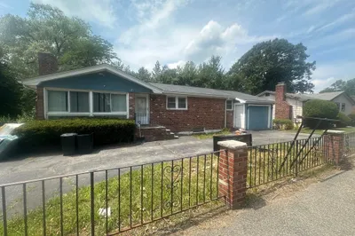 97 Central St