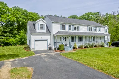 28 SullivAn Blvd #A 1