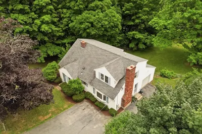 86 Foster Street 1