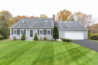 40 Natalie Ln 1