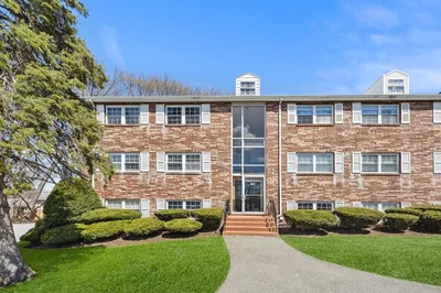 68 Edgelawn Ave #9 1