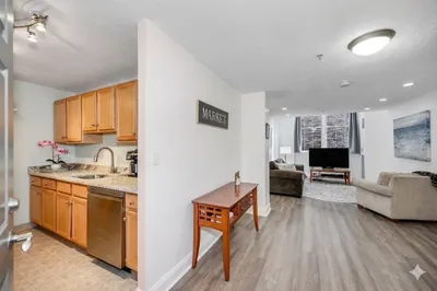 200 Market Street #3211 1