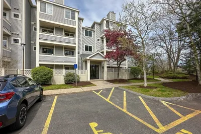 200 Falls Blvd #H308