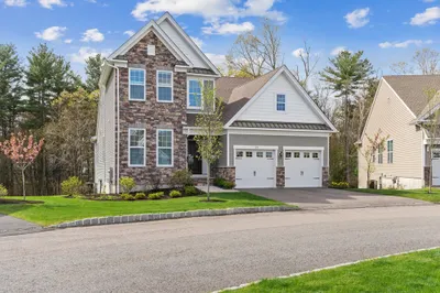 104 Glen Ellen Blvd #55 1