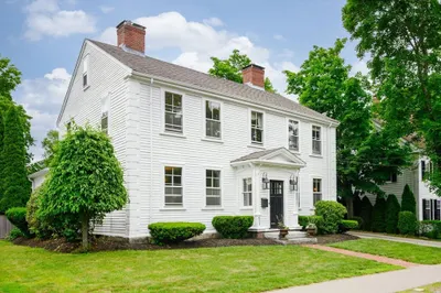 651 Main St