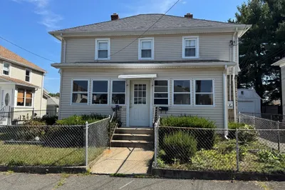 13 - 13.5 Weston St 1