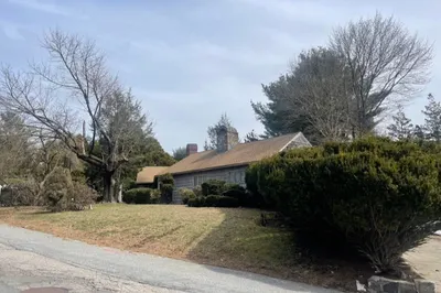 53 Crestview Rd 1