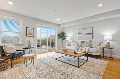 1 Hadley Street #1B