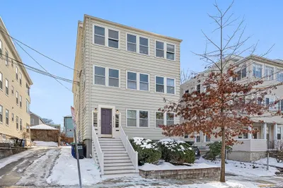 30 Garrison Avenue #2