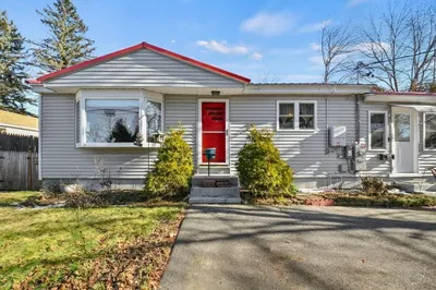 38 Huse Road 1