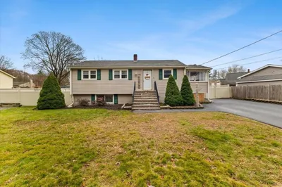 196 Donald Tennant Cir 1