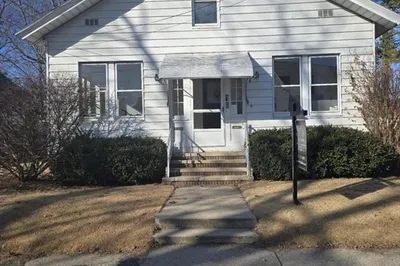 16 Walton St