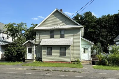 84 W Main St