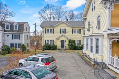 23 Pond Street #1 1