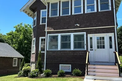 9 Vermont Street #1