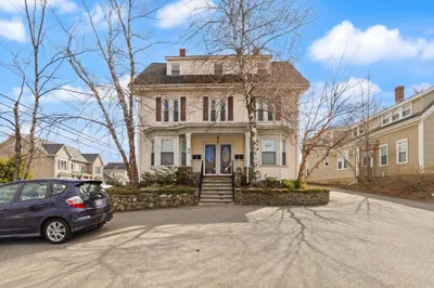 2 Pine St #3