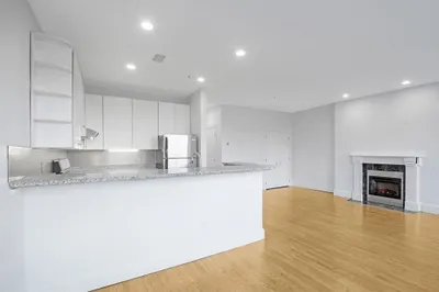 140 Boylston St #9