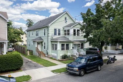 121-123 Draper St 1