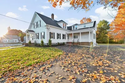 198 Centre Ave 1