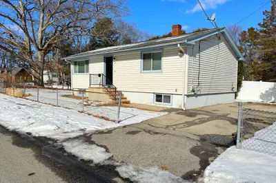 2 Ridge Rd