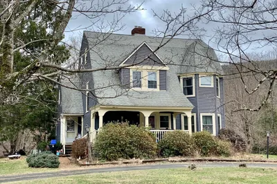 8 Maple Ave 1