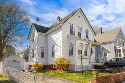 99 Glendale Street 1