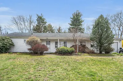 17 Irving Rd