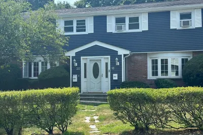 20 Robert Arey Drive #L 1