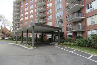 280 Boylston St #304 1