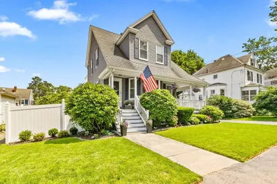 33 Edison Park