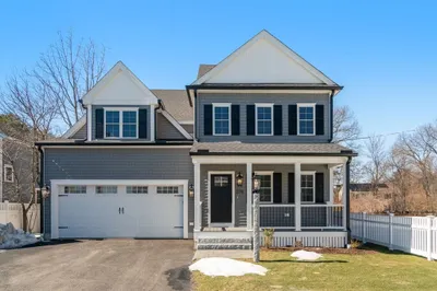 278 N Main St